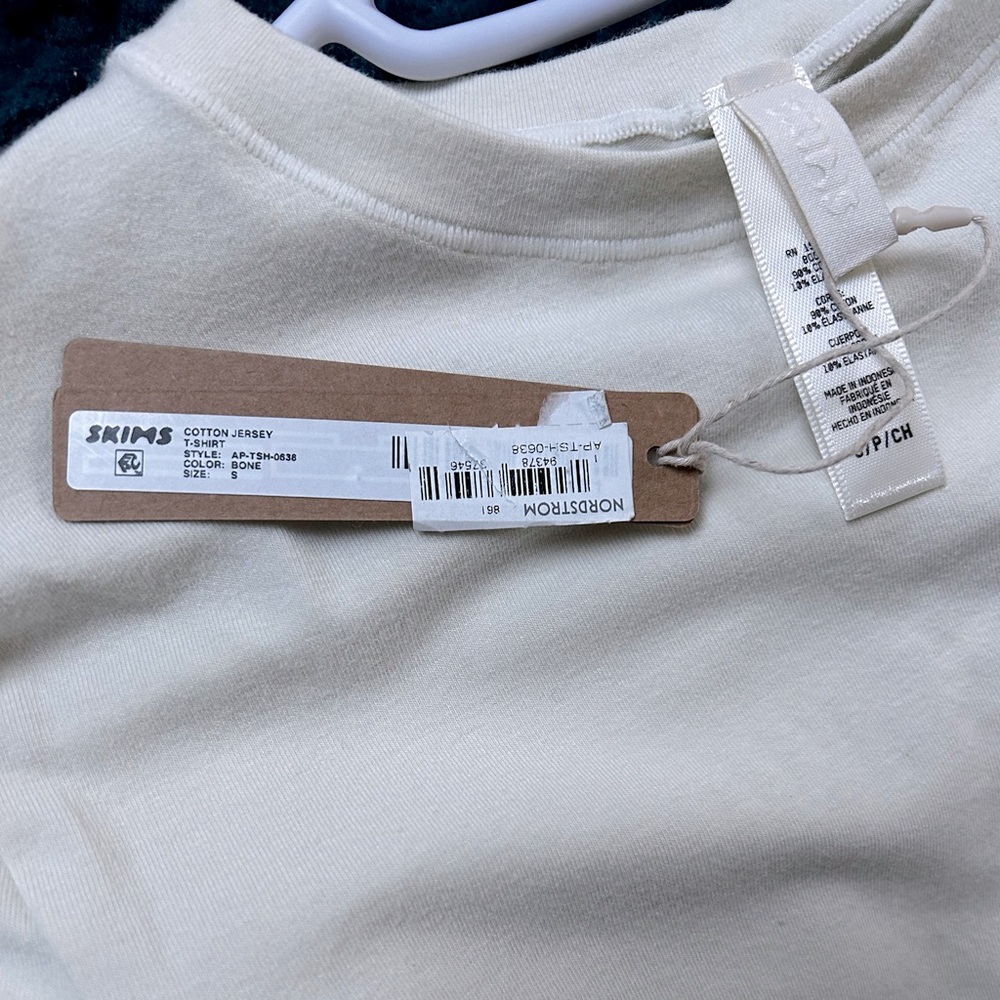 New SKIMS Off-White Cotton Jersey T-Shirt in Bone Small casual top size S